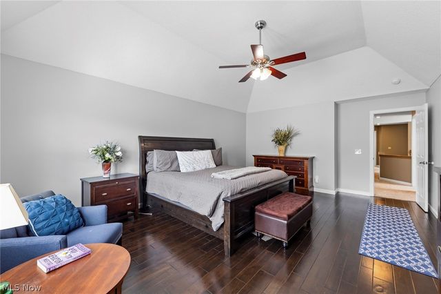 8460 Windsor Way, Broadview Heights, OH 44147