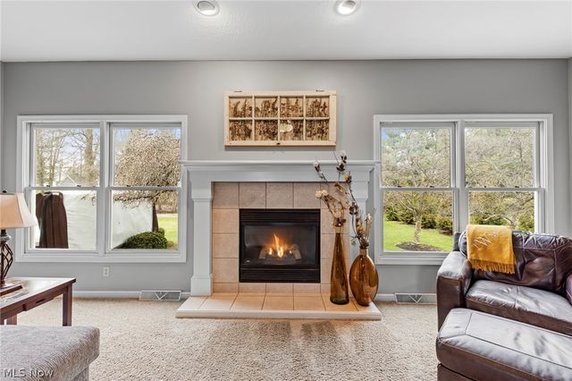 8460 Windsor Way, Broadview Heights, OH 44147