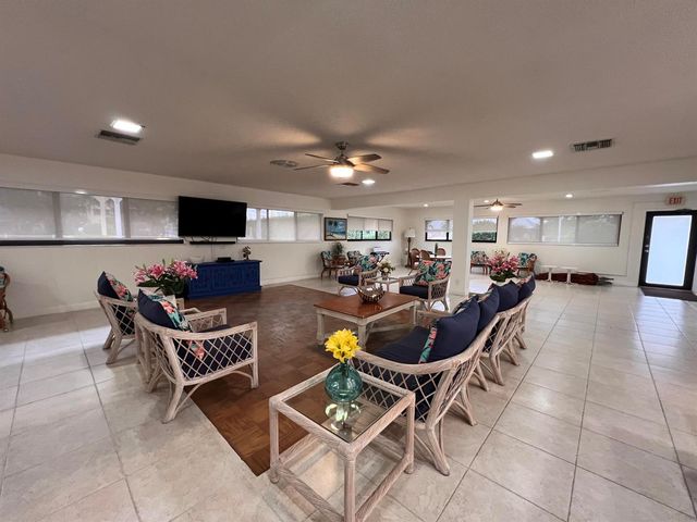 2601 NE 14th Street 535, Pompano Beach, FL 33062