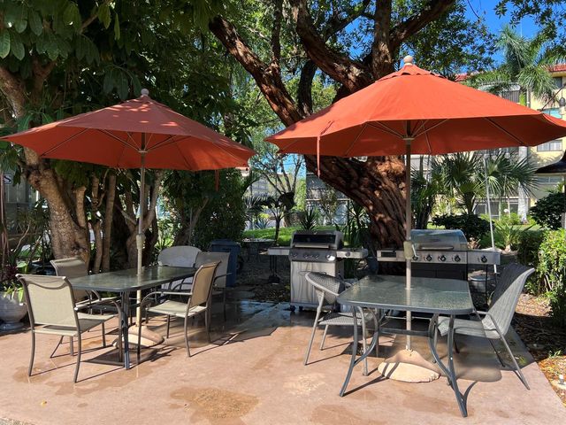 2601 NE 14th Street 535, Pompano Beach, FL 33062