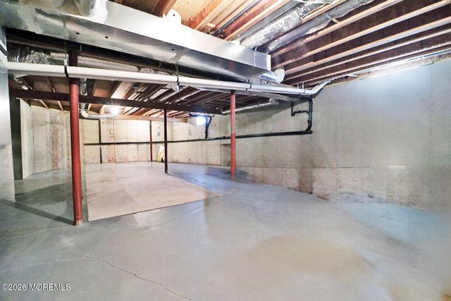 16 Passage Lane, Barnegat, NJ 08005