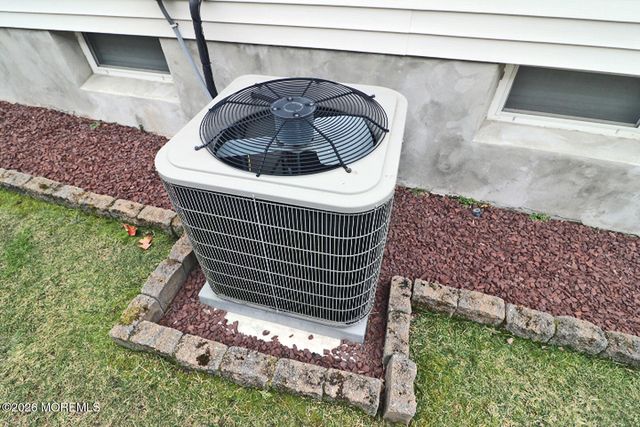 16 Passage Lane, Barnegat, NJ 08005