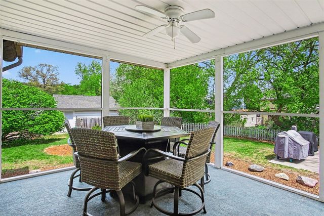 1512 Emerson Avenue, Grand Rapids, MI 49504