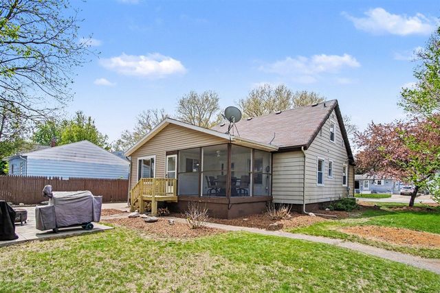 1512 Emerson Avenue, Grand Rapids, MI 49504