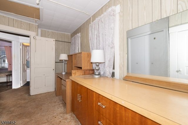 20 Valley Way, West Orange Twp., NJ 07052