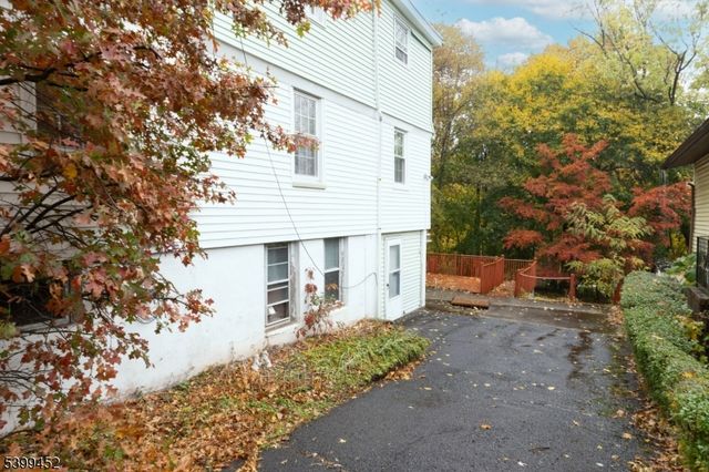 20 Valley Way, West Orange Twp., NJ 07052