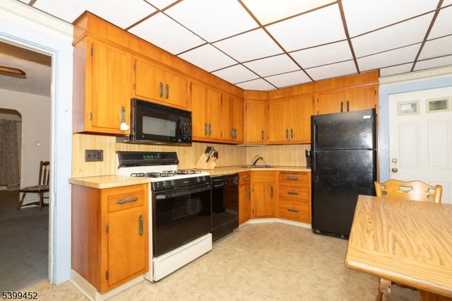 20 Valley Way, West Orange Twp., NJ 07052