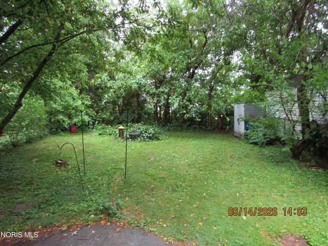 3168 Douglas Road, Toledo, OH 43606
