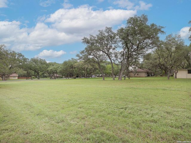 26615 Autumn Gln, Boerne, TX 78006