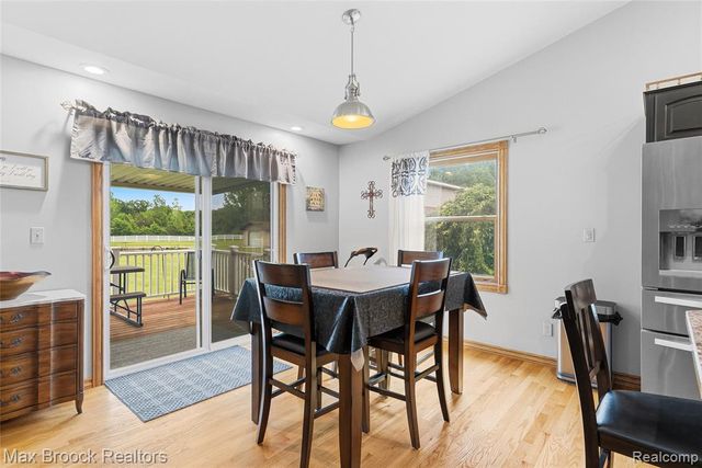 2566 N 5 Mile Road, Midland, MI 48642