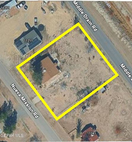 11221 Nueva Mission Road, Socorro, TX 79927