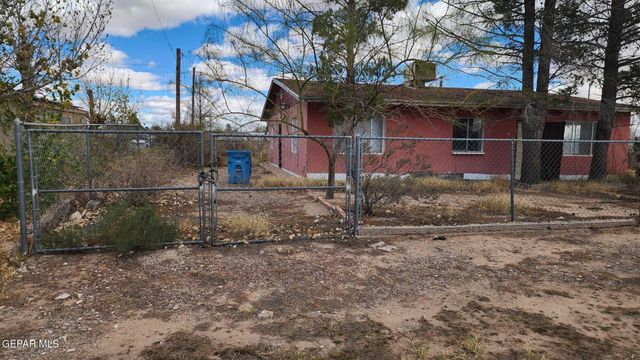 11221 Nueva Mission Road, Socorro, TX 79927