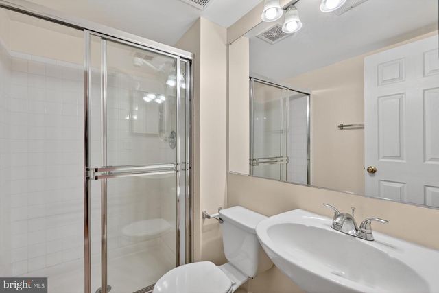 6635 CREEK POINT WAY, Alexandria, VA 22315