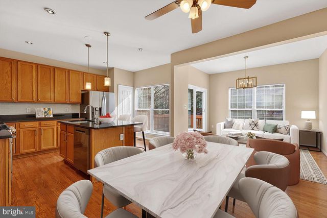 6635 CREEK POINT WAY, Alexandria, VA 22315