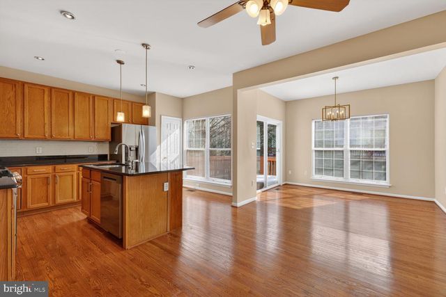 6635 CREEK POINT WAY, Alexandria, VA 22315