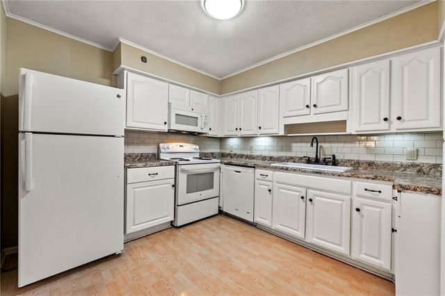 3825 LaVista Road Y3, Tucker, GA 30084