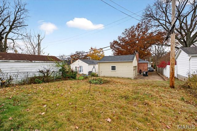 5005 Shrewsbury Avenue, St Louis, MO 63119