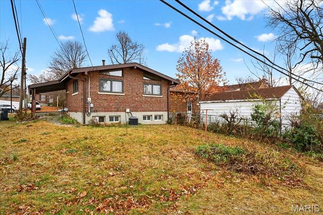 5005 Shrewsbury Avenue, St Louis, MO 63119