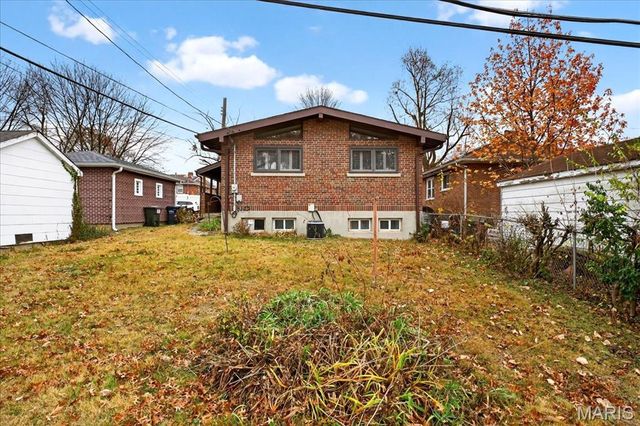 5005 Shrewsbury Avenue, St Louis, MO 63119