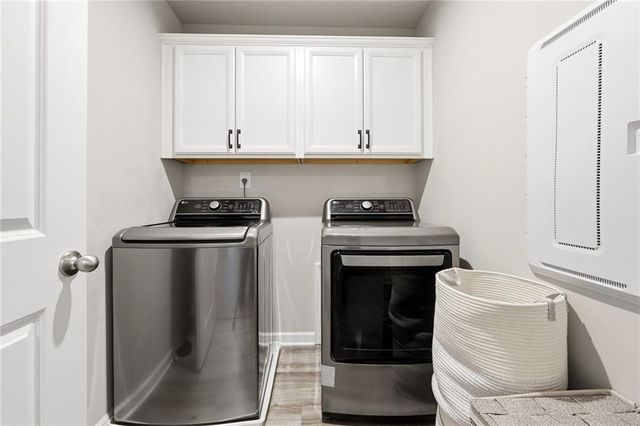 168 Brookstone Park E, Acworth, GA 30101