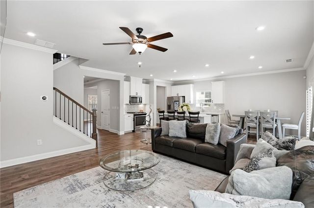 168 Brookstone Park E, Acworth, GA 30101