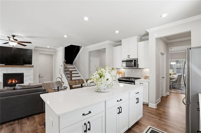 168 Brookstone Park E, Acworth, GA 30101