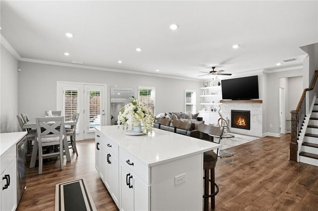 168 Brookstone Park E, Acworth, GA 30101