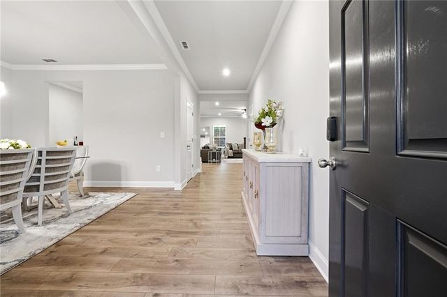 168 Brookstone Park E, Acworth, GA 30101