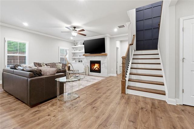 168 Brookstone Park E, Acworth, GA 30101