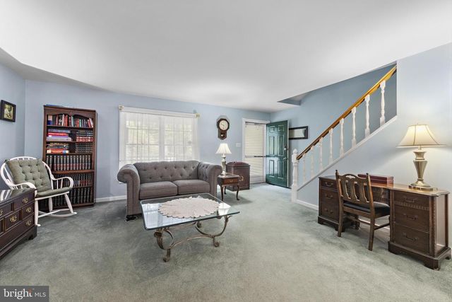 4 PINE OAK DR, Little Egg Harbor Twp, NJ 08087