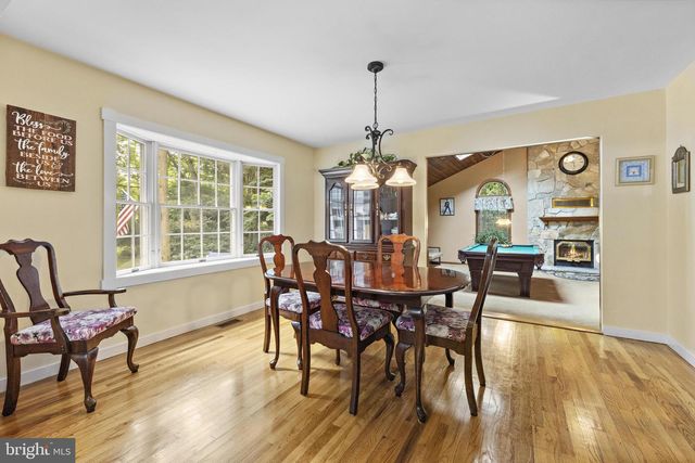 4 PINE OAK DR, Little Egg Harbor Twp, NJ 08087