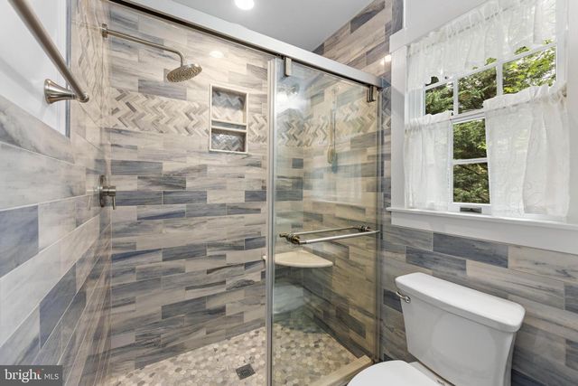 4 PINE OAK DR, Little Egg Harbor Twp, NJ 08087