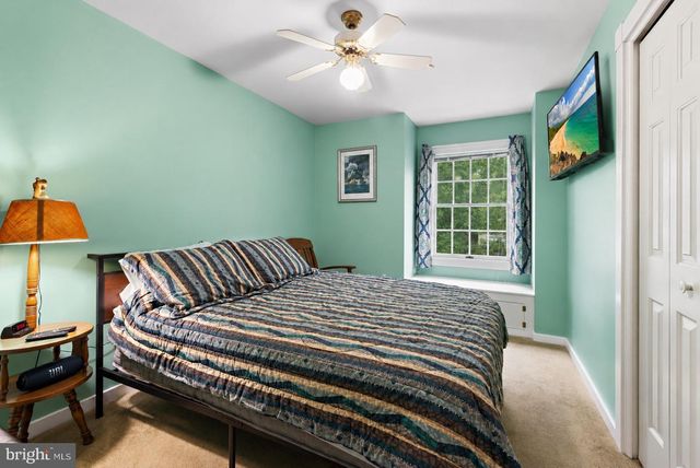 4 PINE OAK DR, Little Egg Harbor Twp, NJ 08087