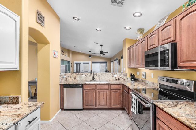 542 N SANTIAGO Trail, Casa Grande, AZ 85194