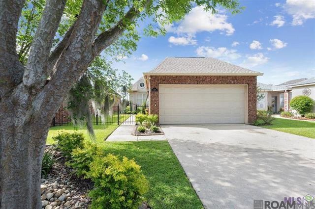 5432 Courtyard Dr, Gonzales, LA 70737