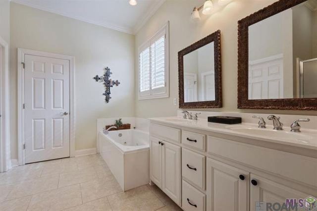 5432 Courtyard Dr, Gonzales, LA 70737