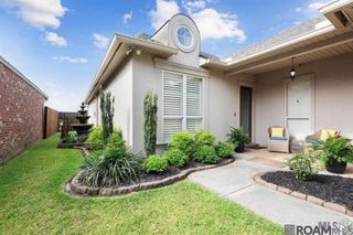 5432 Courtyard Dr, Gonzales, LA 70737