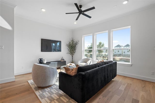 1614 Ojeman Road A, Houston, TX 77055