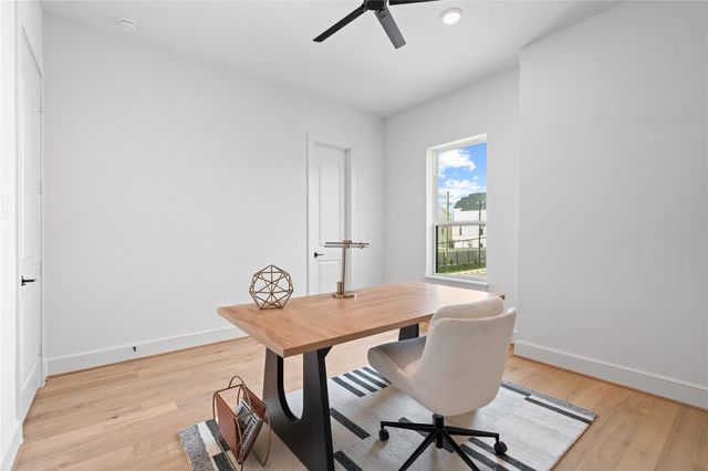 1614 Ojeman Road A, Houston, TX 77055