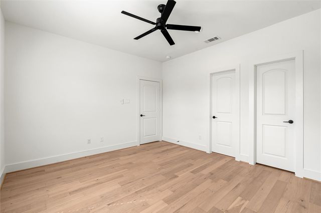 1614 Ojeman Road A, Houston, TX 77055