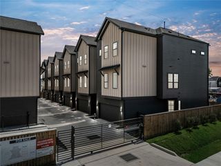 1614 Ojeman Road A, Houston, TX 77055