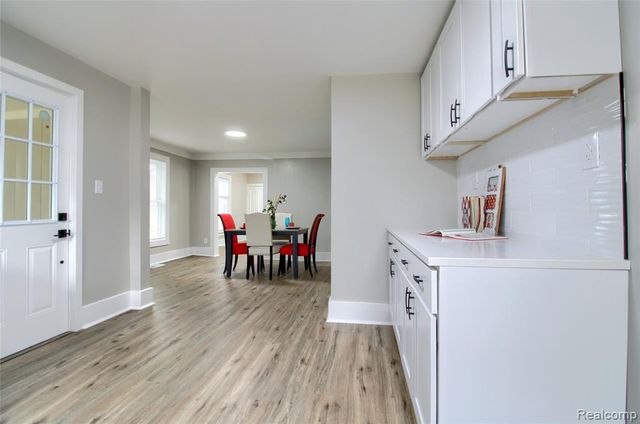 127 Bates Street, Jackson, MI 49202