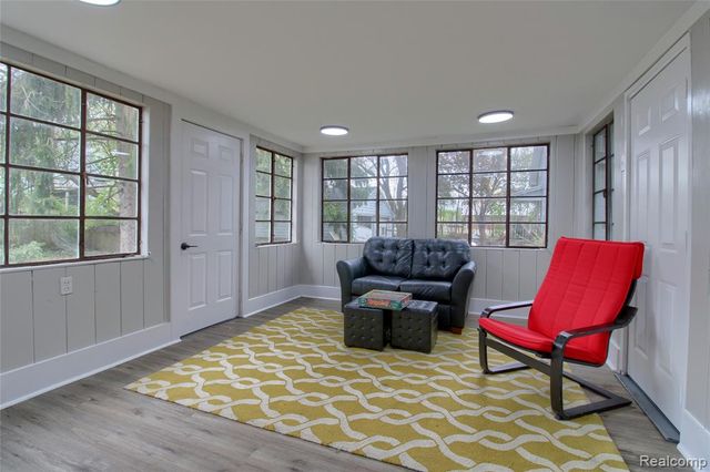 127 Bates Street, Jackson, MI 49202