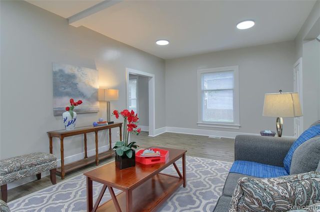 127 Bates Street, Jackson, MI 49202