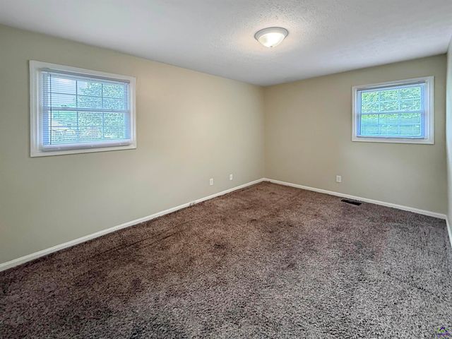 209 Scarborough Road, Centerville, GA 31028