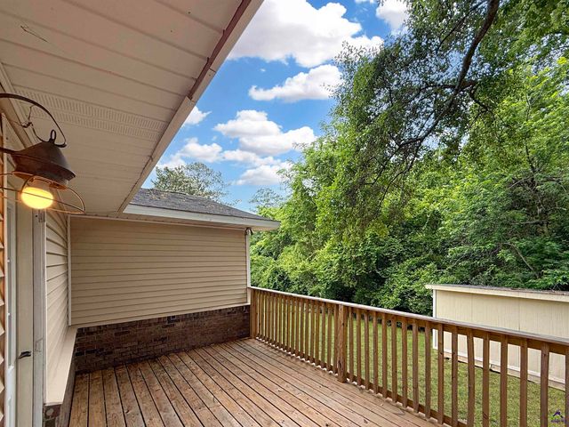 209 Scarborough Road, Centerville, GA 31028