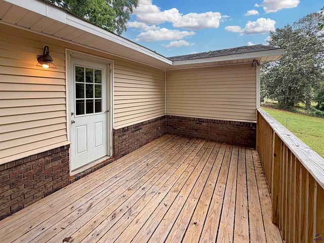 209 Scarborough Road, Centerville, GA 31028