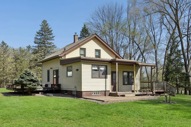 944 70th Avenue, Roberts, WI 54023