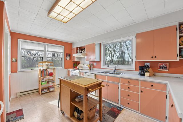 944 70th Avenue, Roberts, WI 54023