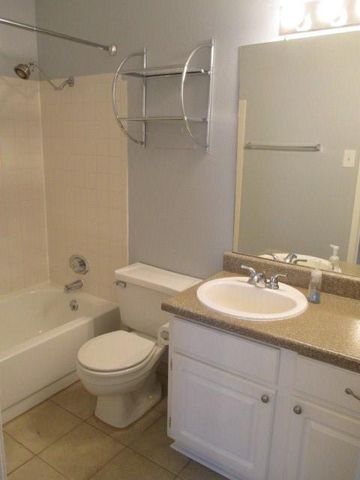 12166 Metric BLVD 215, Austin, TX 78758